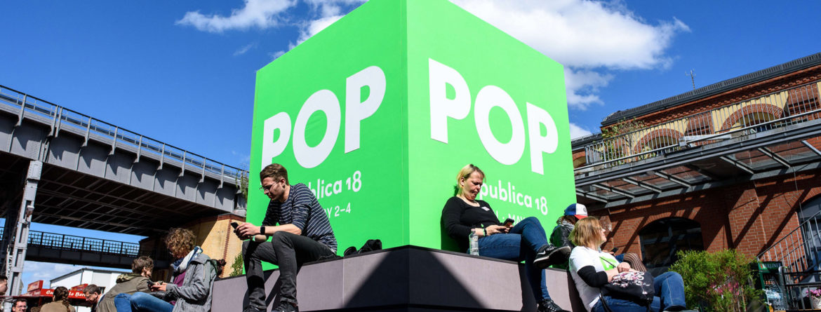 Microsoft Surface als Counter-Devices für den Einlass auf der re:publica 18 #rp18